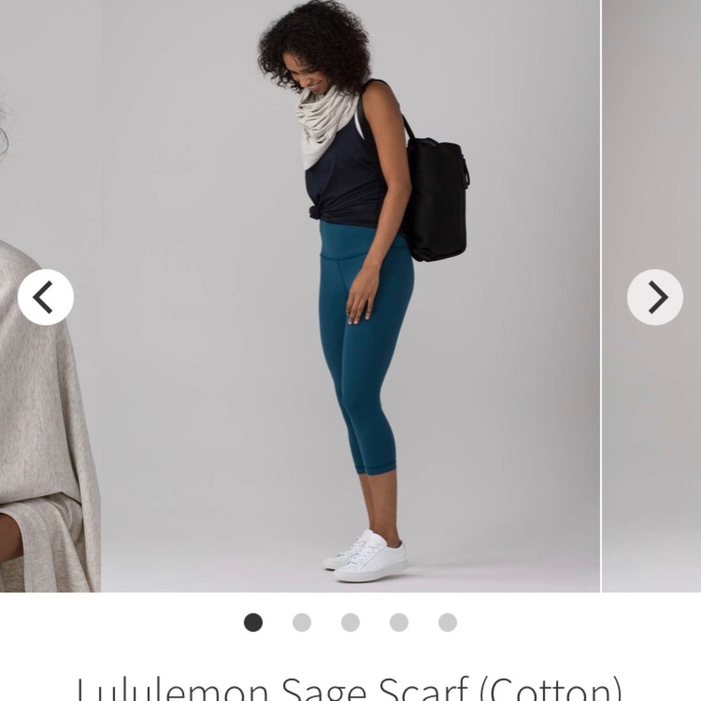 NWT Lululemon Sage Scarf
